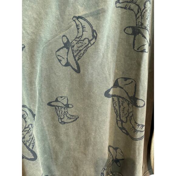 NEW Easel Western Cowboy Western Boho Boot Hat Print Green Sweater - Picture 7 of 7